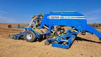 6-9ha/h secí stroj 48+24 botek Farmet Falcon6 agro přívěs za