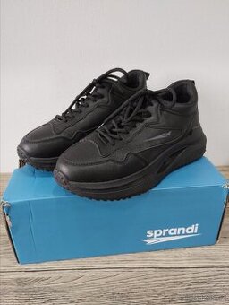 Vyvýšené tenisky Sprandi vel. 39