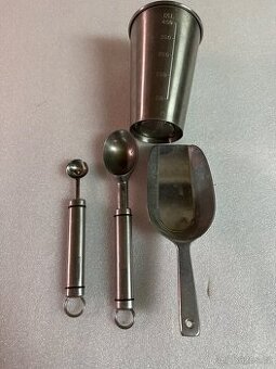 Věci na zmrzlinu a led