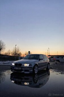 Bmw e46 320i touring 2001 - 1