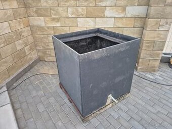 velký květináč s paletou - 90cmx90cmx90cm vyztužený