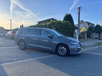 Chrysler Pacifica 3,6 Hybrid RU Radar Limit 2023 DPH