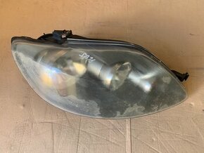 VW GOLF PLUS - 5M - 2004-2008 - světlo PP ANGLIE