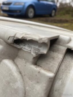 Škoda octavia 2 xenon pravy