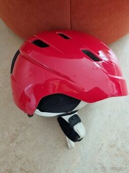 Lyžařská helma vel. S