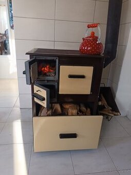 Sporák na tuhá paliva Rekreant kovoplast