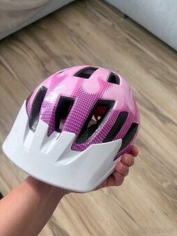 Dětská helma specialized