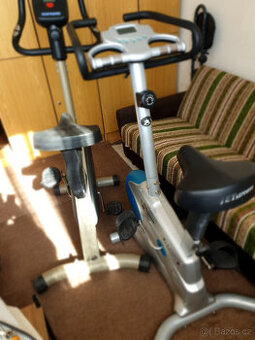 Rotoped - 2 ks + posilovací stroj na prsa, ramena a břicho