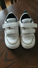 Dětské tenisky Adidas, vel. 22