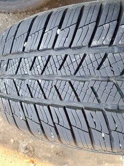 205/50/17 245/40/18 235/35/19 255/30/20 265/35/20 kusovka