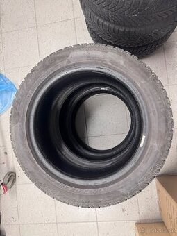 Zimní pneu 205/55/16 (3217)