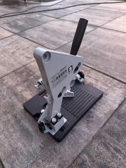 stojan pro úhlovou brusku