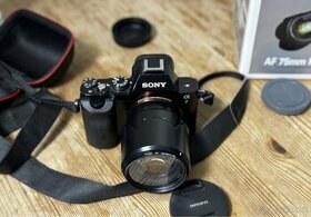 Sony A7 (ILCE-7) mk1 s objektivem Samyang AF 75mm f/1.8