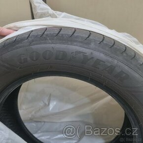 Pneumatiky letní 215/60 R 17