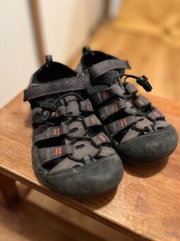 Sandály Keen vel. 35