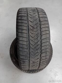 2x pneu Pirelli Sottozero 3 275/40 R18