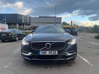 Volvo V90 D4 Inscription AWD | Panorama, PilotAssist