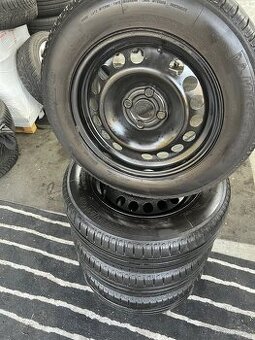 Letni sada 4x100 195/65 R15 Michelin ET35