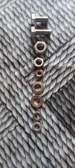 Spojovací material - 1