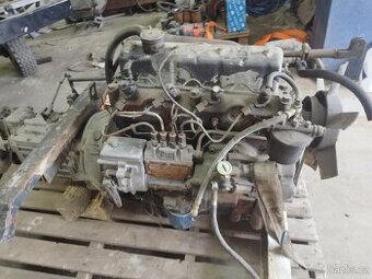 Motor a převodovka Multicar M25 - rozmrzlý blok