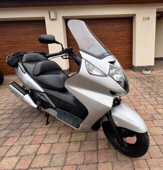 Honda Silver Wing FJS 400 - 1