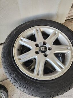 Hlinikové ráfky+nové pneu 205/55r16 na renault