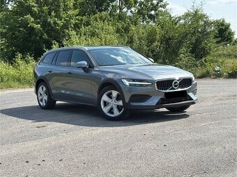 Volvo V60 CC 2.0 D4 140kW 4x4, 11/2019, 136tkm