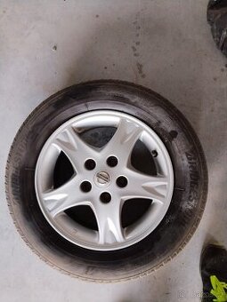 Nissan Almera (Tino) ALU kola 4ks