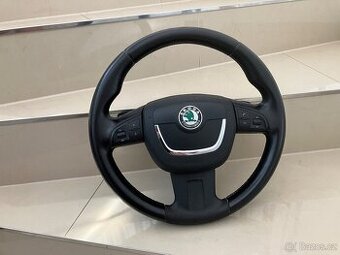 ŠKODA SUPERB II 2008-2013 ORIGINÁL SPORTOVNÍ VOLANT S PÁDLY