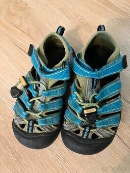 Keen sandale vel.30