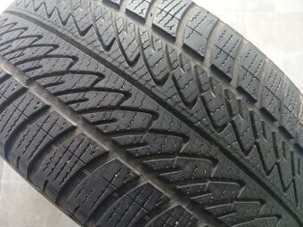 225/40 R18 GOODYEAR (1015)