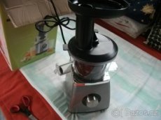 NOVY Odšťavňovač  SENKOR slow juiser EXTRACTOR SSJ 40