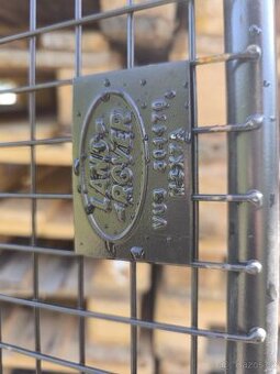 Discovery 3 dělící mříž