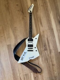 Harley benton explorer na styl metallica