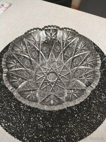 Křišťálová broušená mísa