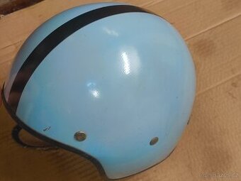 Stará přilba helma kokos cassida na Jawa ČZ kovona karviná