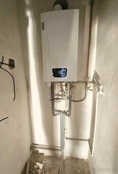 Prodám plynový kotel Baxi Duo Tec E 1.24. cena 19 500 Kč.