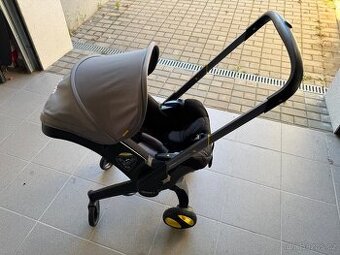 Dětská autosedačka Donna plus se základnou ISOFIX