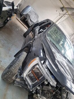 Prodam dily ford F150 Lariat rok 2021. 2,7 benzin