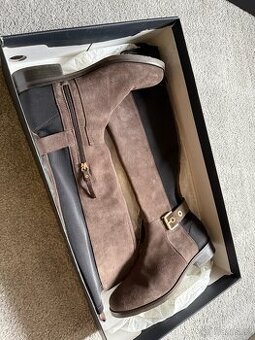 Kozačky Tommy Hilfiger číslo 38, nové nenošené.
