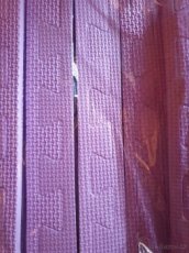 Okraje pěnové puzzle