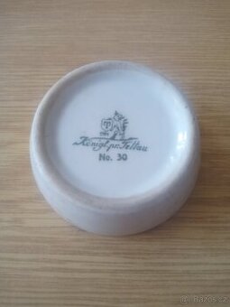 Starý malý popelník - 1