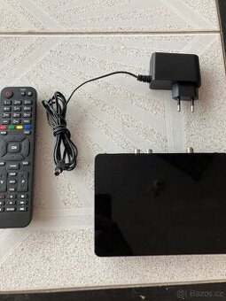 Satelitní přijímač KAON MZ52