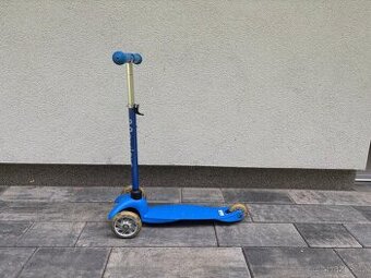 Dětská trojkoloběžka