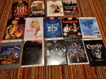 Mix hudebních DVD a CD