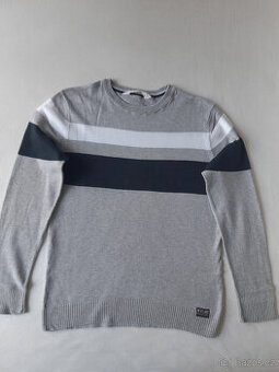 Chlapecký svetr vel. 146/152