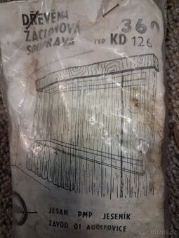 Retro drevena zaclonova souprava