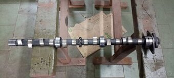 Dodge WC- vačkový hřídel