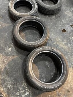 Pneu Michelin 225/50/17 2ks