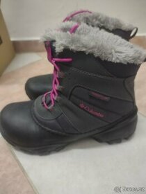 zimní boty,sněhule comulbia 37
